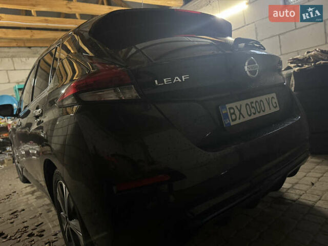 Черный Ниссан Лиф, объемом двигателя 0 л и пробегом 78 тыс. км за 11999 $, фото 12 на Automoto.ua