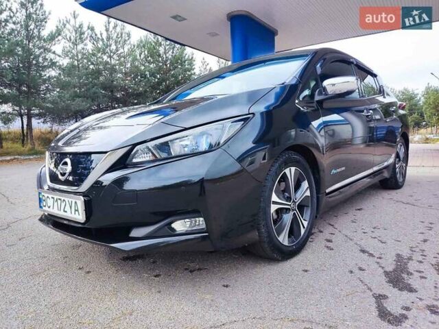 Чорний Ніссан Ліф, об'ємом двигуна 0 л та пробігом 155 тис. км за 12500 $, фото 2 на Automoto.ua