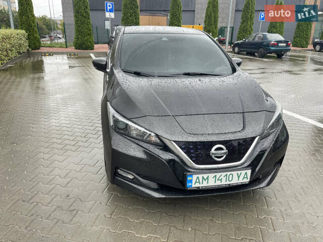 Чорний Ніссан Ліф, об'ємом двигуна 0 л та пробігом 99 тис. км за 11900 $, фото 1 на Automoto.ua