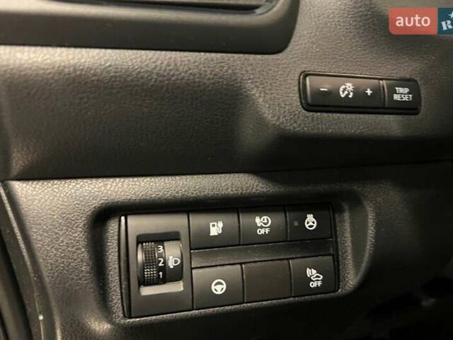 Чорний Ніссан Ліф, об'ємом двигуна 0 л та пробігом 160 тис. км за 12500 $, фото 9 на Automoto.ua