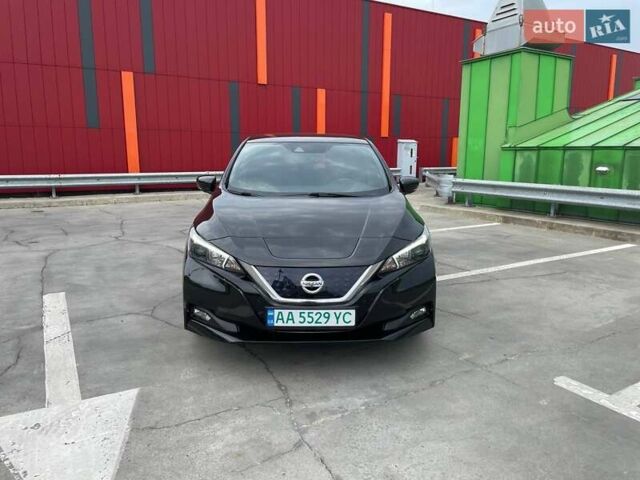 Черный Ниссан Лиф, объемом двигателя 0 л и пробегом 124 тыс. км за 12199 $, фото 1 на Automoto.ua