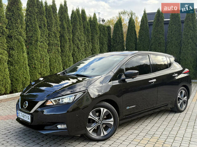 Черный Ниссан Лиф, объемом двигателя 0 л и пробегом 145 тыс. км за 11999 $, фото 10 на Automoto.ua