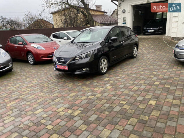 Черный Ниссан Лиф, объемом двигателя 0 л и пробегом 145 тыс. км за 12100 $, фото 4 на Automoto.ua
