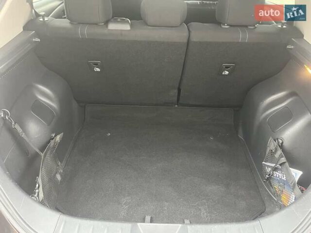 Черный Ниссан Лиф, объемом двигателя 0 л и пробегом 120 тыс. км за 11900 $, фото 19 на Automoto.ua