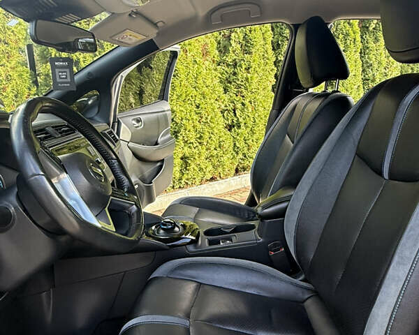 Черный Ниссан Лиф, объемом двигателя 0 л и пробегом 145 тыс. км за 11999 $, фото 33 на Automoto.ua