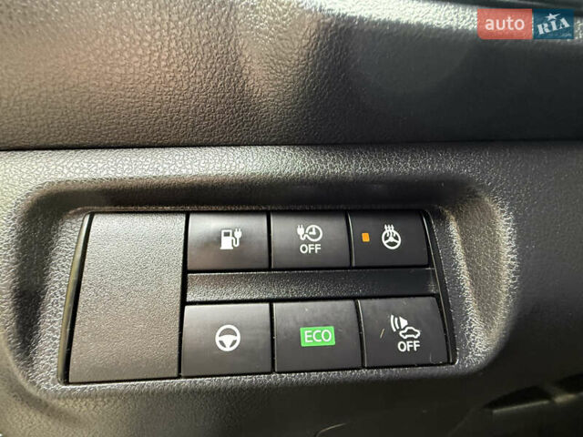 Черный Ниссан Лиф, объемом двигателя 0 л и пробегом 145 тыс. км за 11999 $, фото 46 на Automoto.ua