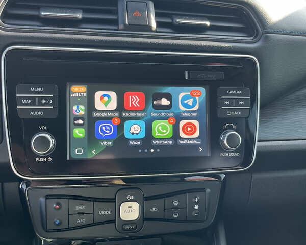 Чорний Ніссан Ліф, об'ємом двигуна 0 л та пробігом 80 тис. км за 13800 $, фото 18 на Automoto.ua