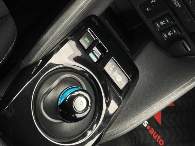 Черный Ниссан Лиф, объемом двигателя 0 л и пробегом 109 тыс. км за 13499 $, фото 3 на Automoto.ua