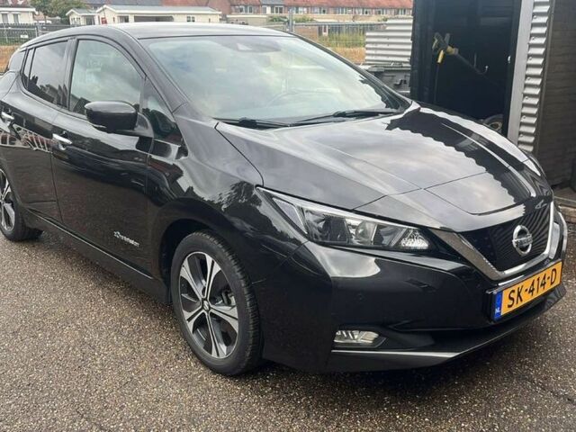 Черный Ниссан Лиф, объемом двигателя 0 л и пробегом 143 тыс. км за 10999 $, фото 6 на Automoto.ua