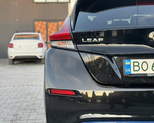 Чорний Ніссан Ліф, об'ємом двигуна 0 л та пробігом 90 тис. км за 11950 $, фото 27 на Automoto.ua