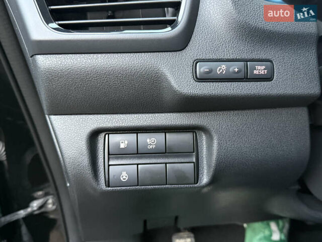 Черный Ниссан Лиф, объемом двигателя 0 л и пробегом 111 тыс. км за 11200 $, фото 23 на Automoto.ua