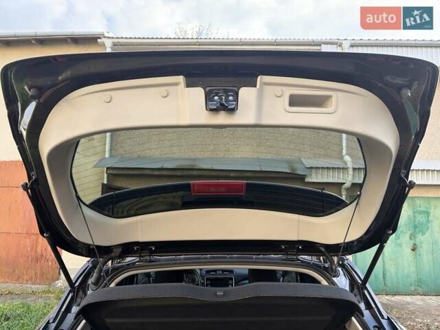 Чорний Ніссан Ліф, об'ємом двигуна 0 л та пробігом 148 тис. км за 12600 $, фото 22 на Automoto.ua