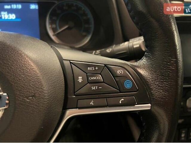 Чорний Ніссан Ліф, об'ємом двигуна 0 л та пробігом 160 тис. км за 12500 $, фото 11 на Automoto.ua