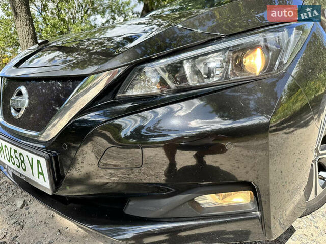 Черный Ниссан Лиф, объемом двигателя 0 л и пробегом 119 тыс. км за 13500 $, фото 8 на Automoto.ua