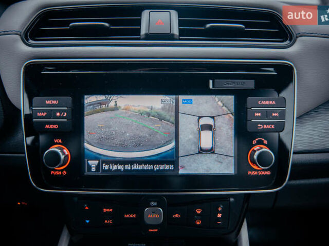 Черный Ниссан Лиф, объемом двигателя 0 л и пробегом 89 тыс. км за 13350 $, фото 27 на Automoto.ua