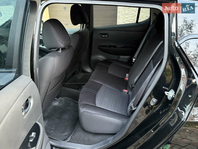 Черный Ниссан Лиф, объемом двигателя 0 л и пробегом 111 тыс. км за 11200 $, фото 32 на Automoto.ua