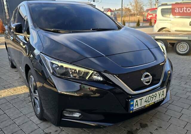 Чорний Ніссан Ліф, об'ємом двигуна 0 л та пробігом 153 тис. км за 14400 $, фото 2 на Automoto.ua