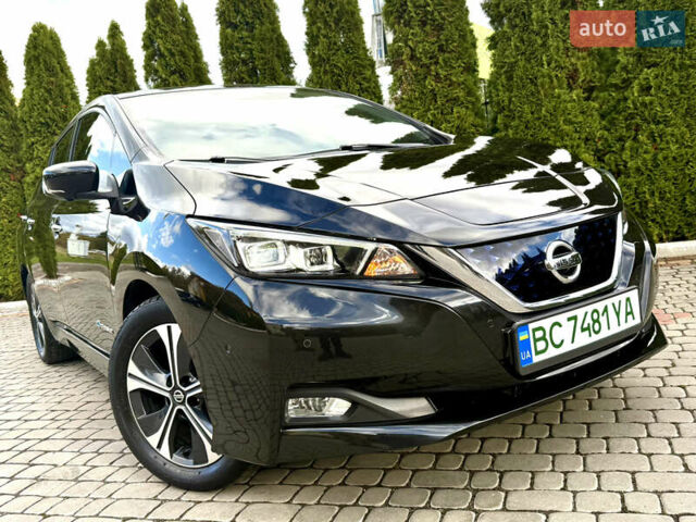 Черный Ниссан Лиф, объемом двигателя 0 л и пробегом 145 тыс. км за 11999 $, фото 16 на Automoto.ua