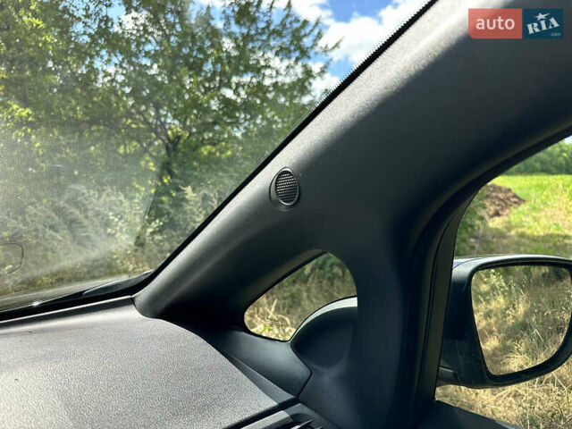 Черный Ниссан Лиф, объемом двигателя 0 л и пробегом 119 тыс. км за 13500 $, фото 15 на Automoto.ua