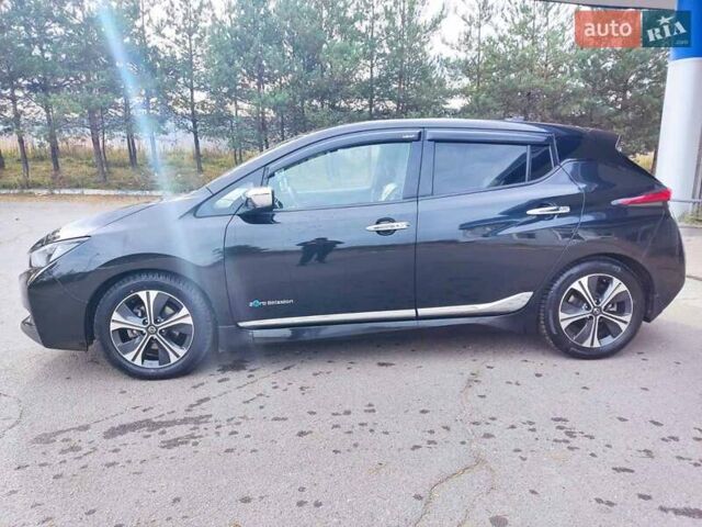 Чорний Ніссан Ліф, об'ємом двигуна 0 л та пробігом 155 тис. км за 12500 $, фото 6 на Automoto.ua