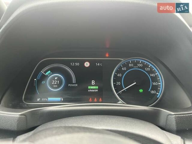 Черный Ниссан Лиф, объемом двигателя 0 л и пробегом 120 тыс. км за 11900 $, фото 40 на Automoto.ua