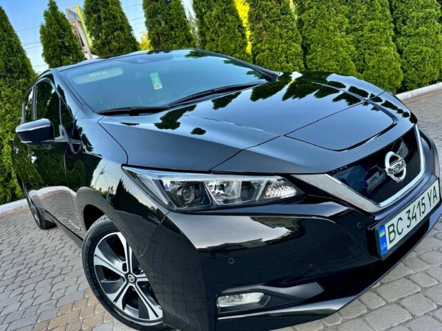 Черный Ниссан Лиф, объемом двигателя 0 л и пробегом 133 тыс. км за 11300 $, фото 3 на Automoto.ua