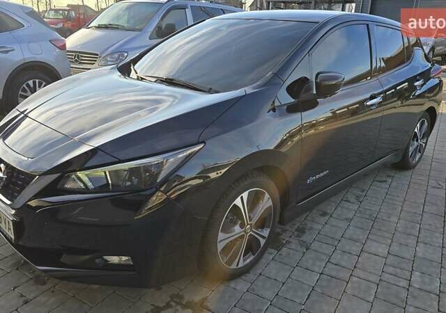 Чорний Ніссан Ліф, об'ємом двигуна 0 л та пробігом 153 тис. км за 14400 $, фото 16 на Automoto.ua