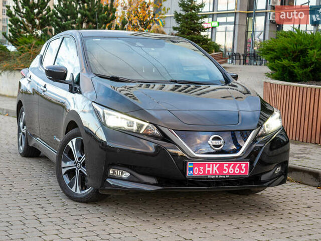 Черный Ниссан Лиф, объемом двигателя 0 л и пробегом 133 тыс. км за 11900 $, фото 2 на Automoto.ua