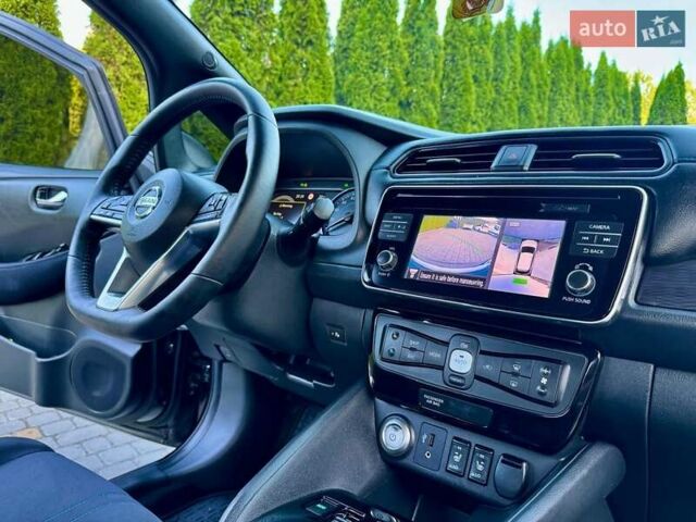 Черный Ниссан Лиф, объемом двигателя 0 л и пробегом 133 тыс. км за 11300 $, фото 37 на Automoto.ua