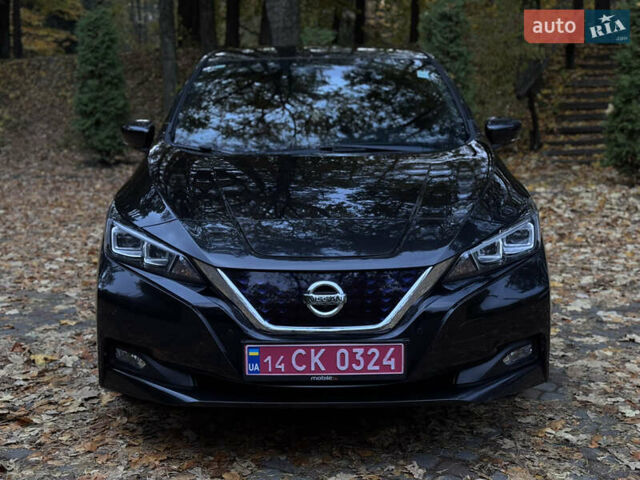 Черный Ниссан Лиф, объемом двигателя 0 л и пробегом 127 тыс. км за 12499 $, фото 6 на Automoto.ua