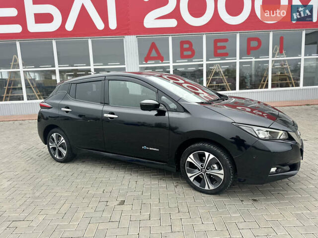 Черный Ниссан Лиф, объемом двигателя 0 л и пробегом 82 тыс. км за 11855 $, фото 12 на Automoto.ua