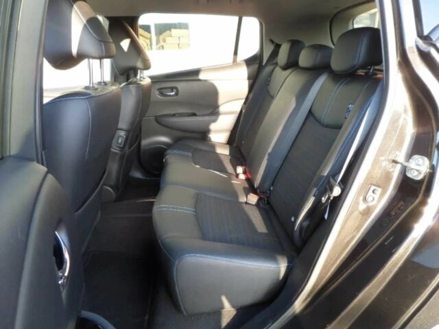 Чорний Ніссан Ліф, об'ємом двигуна 0 л та пробігом 34 тис. км за 4500 $, фото 10 на Automoto.ua