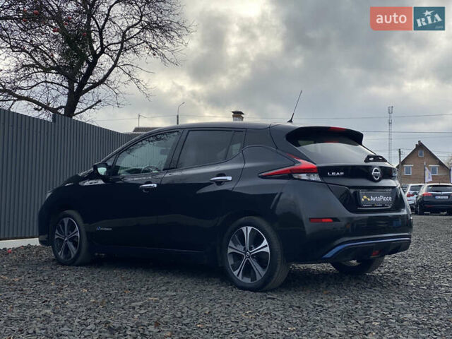 Черный Ниссан Лиф, объемом двигателя 0 л и пробегом 133 тыс. км за 12500 $, фото 56 на Automoto.ua