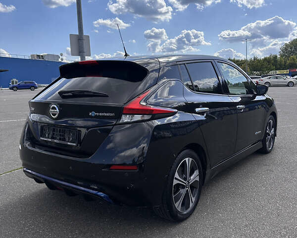 Чорний Ніссан Ліф, об'ємом двигуна 0 л та пробігом 111 тис. км за 12850 $, фото 7 на Automoto.ua