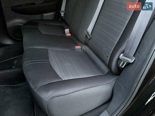 Черный Ниссан Лиф, объемом двигателя 0 л и пробегом 111 тыс. км за 11200 $, фото 31 на Automoto.ua