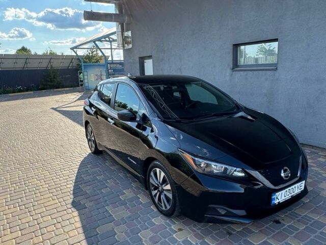Черный Ниссан Лиф, объемом двигателя 0 л и пробегом 92 тыс. км за 13500 $, фото 8 на Automoto.ua