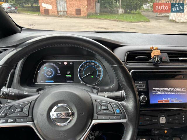 Черный Ниссан Лиф, объемом двигателя 0 л и пробегом 123 тыс. км за 12100 $, фото 14 на Automoto.ua