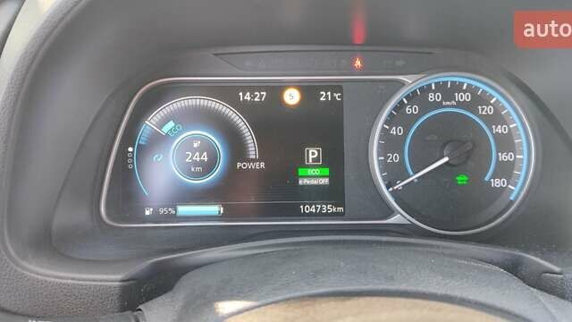 Чорний Ніссан Ліф, об'ємом двигуна 0 л та пробігом 103 тис. км за 13200 $, фото 19 на Automoto.ua