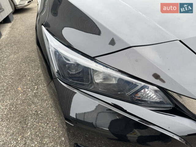 Черный Ниссан Лиф, объемом двигателя 0 л и пробегом 173 тыс. км за 11000 $, фото 12 на Automoto.ua