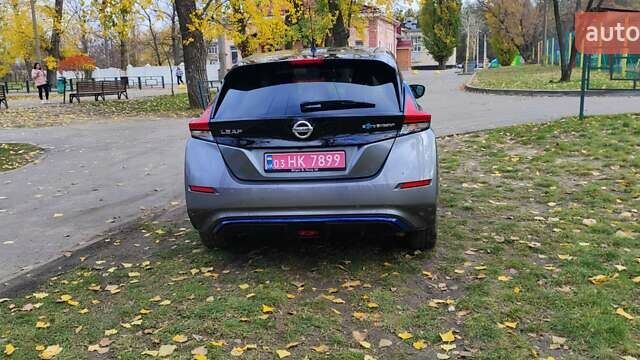 Чорний Ніссан Ліф, об'ємом двигуна 0 л та пробігом 103 тис. км за 13200 $, фото 7 на Automoto.ua