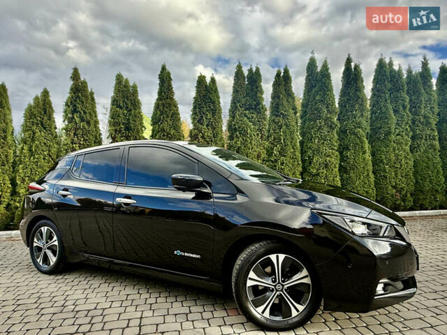 Черный Ниссан Лиф, объемом двигателя 0 л и пробегом 145 тыс. км за 11999 $, фото 18 на Automoto.ua