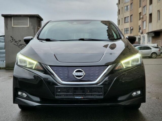 Черный Ниссан Лиф, объемом двигателя 0 л и пробегом 87 тыс. км за 12900 $, фото 2 на Automoto.ua