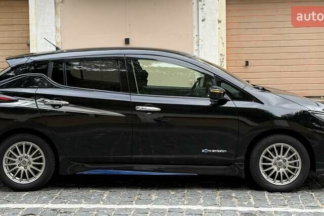 Чорний Ніссан Ліф, об'ємом двигуна 0 л та пробігом 47 тис. км за 12600 $, фото 4 на Automoto.ua