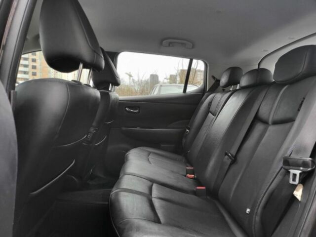 Черный Ниссан Лиф, объемом двигателя 0 л и пробегом 87 тыс. км за 12900 $, фото 17 на Automoto.ua