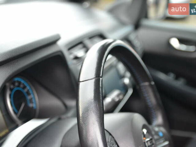 Черный Ниссан Лиф, объемом двигателя 0 л и пробегом 100 тыс. км за 11999 $, фото 14 на Automoto.ua