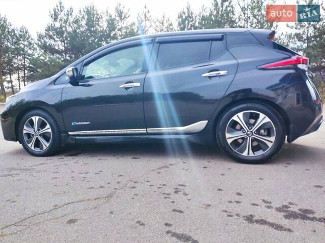 Чорний Ніссан Ліф, об'ємом двигуна 0 л та пробігом 155 тис. км за 12500 $, фото 12 на Automoto.ua