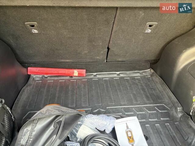 Чорний Ніссан Ліф, об'ємом двигуна 0 л та пробігом 148 тис. км за 12600 $, фото 21 на Automoto.ua