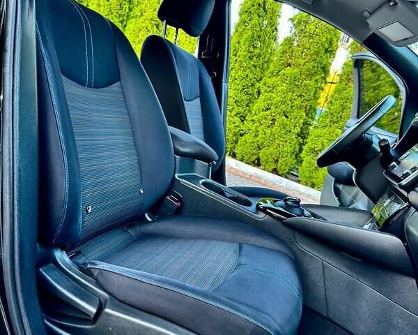 Черный Ниссан Лиф, объемом двигателя 0 л и пробегом 133 тыс. км за 11300 $, фото 22 на Automoto.ua