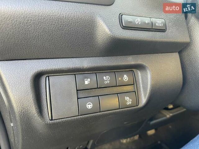 Черный Ниссан Лиф, объемом двигателя 0 л и пробегом 114 тыс. км за 12800 $, фото 12 на Automoto.ua