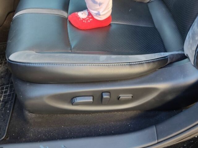 Чорний Ніссан Ліф, об'ємом двигуна 0 л та пробігом 145 тис. км за 14000 $, фото 15 на Automoto.ua